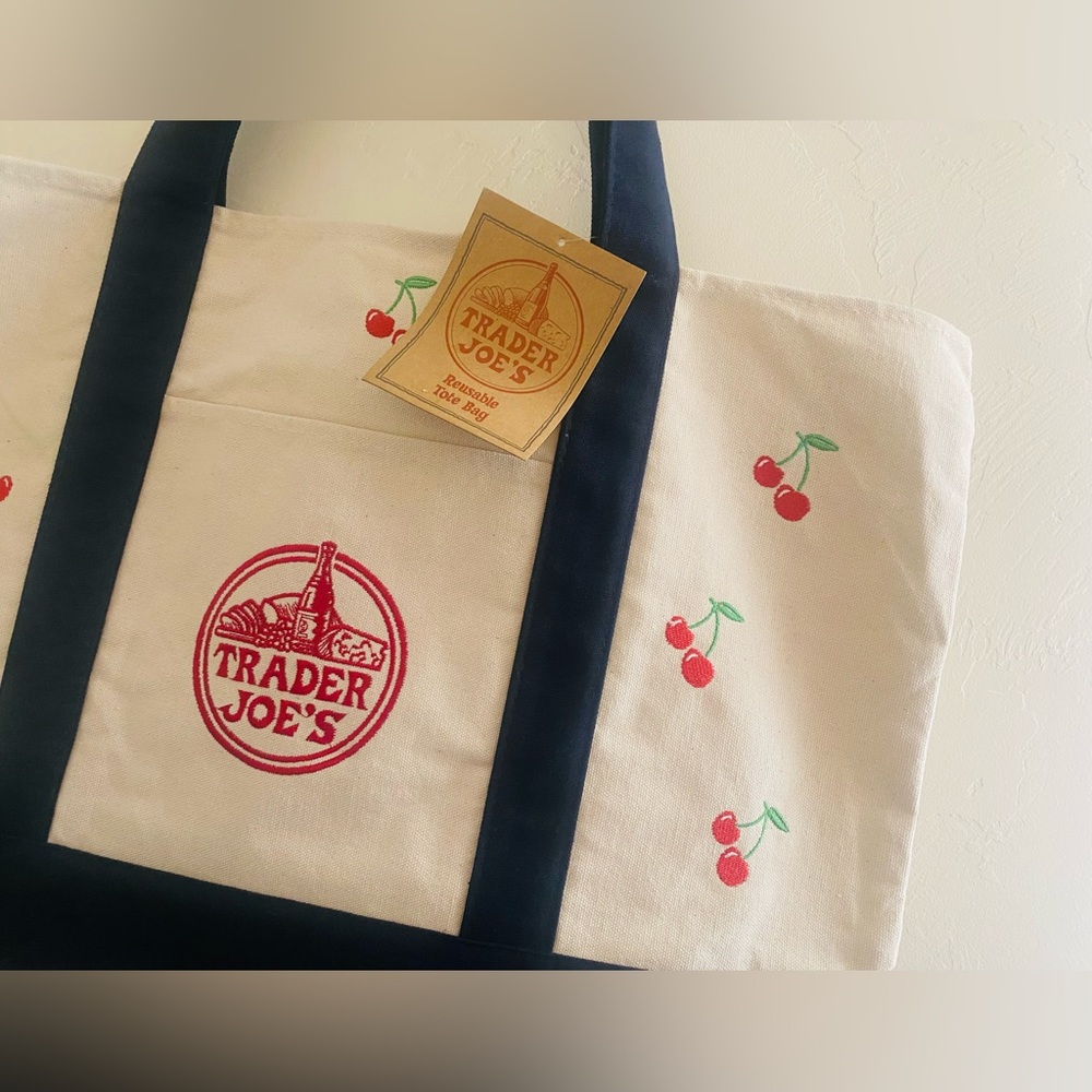 Trader Joe's Reusable Canvas Tote Bag - Picture 4 of 6